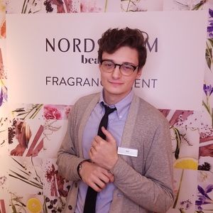 Meet your Posher, Will